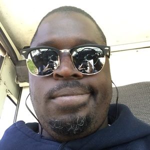 Meet your Posher, Jerome